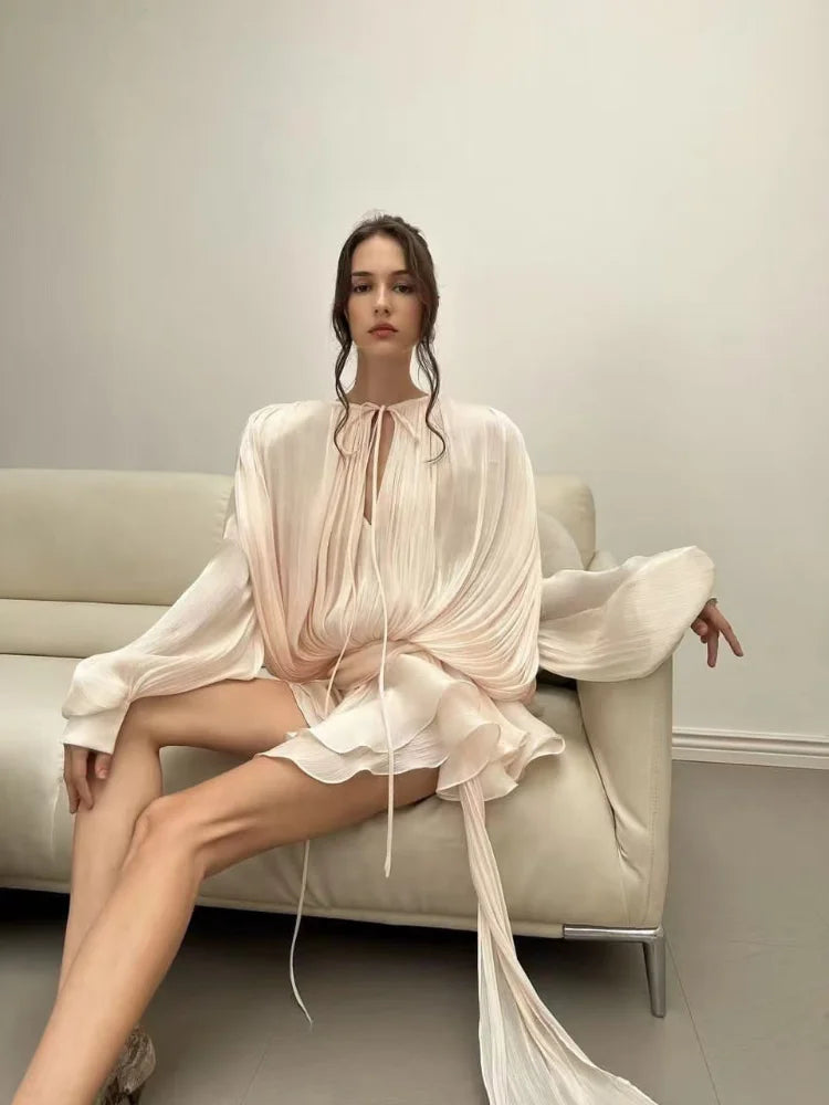 Elegante effen geplooide blouse mini-jurken dames v-hals kant-up lange lantaarn mouw jurk 2025, straat strand roeping korte gewaden